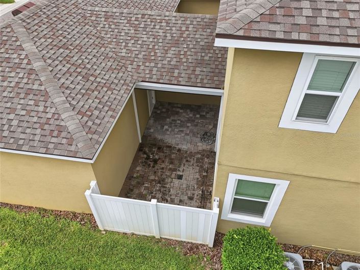 Image No.31-3 Bed Townhouse for sale