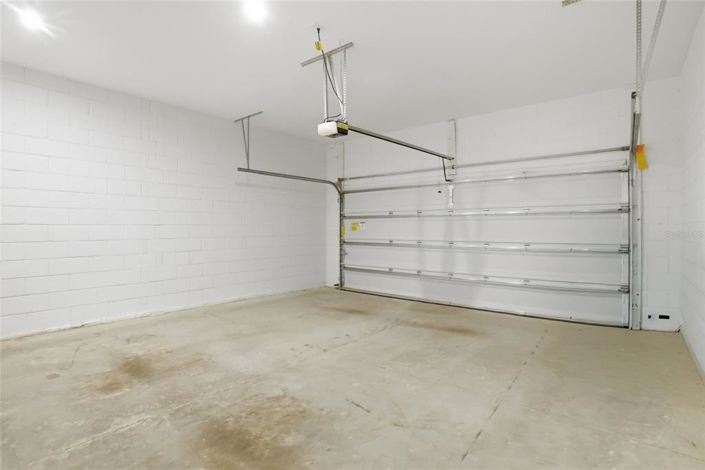 Image No.32-3 Bed Townhouse for sale