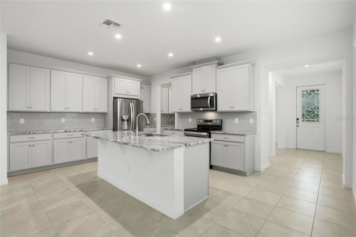 Image No.7-3 Bed Townhouse for sale