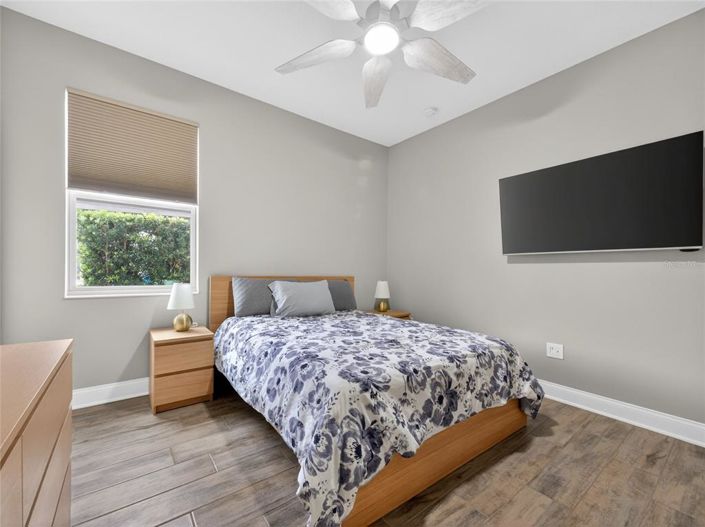 Image No.25-4 Bed House for sale