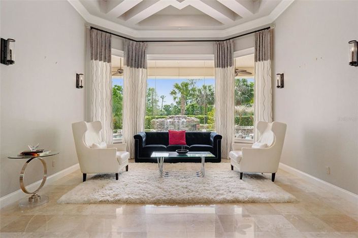 Image No.27-7 Bed House for sale
