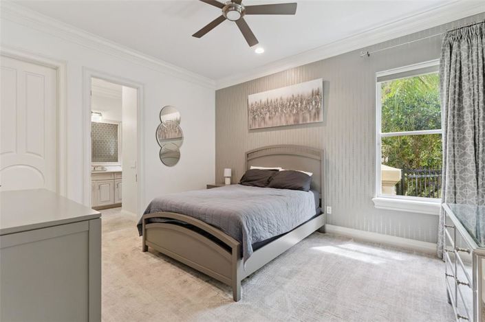 Image No.49-7 Bed House for sale
