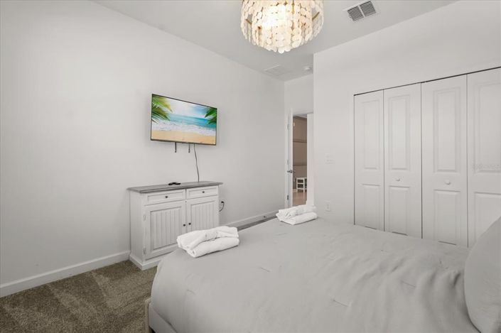 Image No.35-6 Bed House for sale