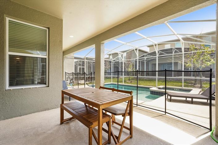 Image No.37-6 Bed House for sale