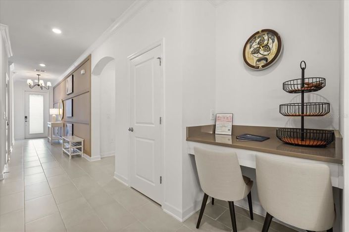 Image No.4-6 Bed House for sale