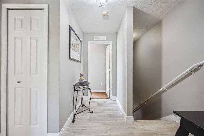 Image No.16-3 Bed Townhouse for sale