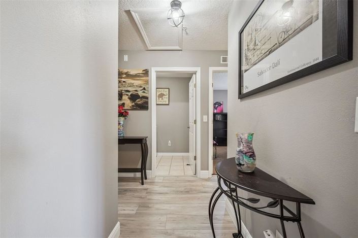 Image No.25-3 Bed Townhouse for sale