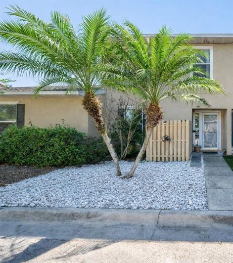 Image No.31-3 Bed Townhouse for sale