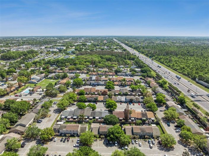 Image No.33-3 Bed Townhouse for sale