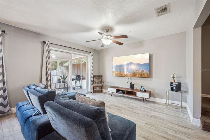 Image No.4-3 Bed Townhouse for sale