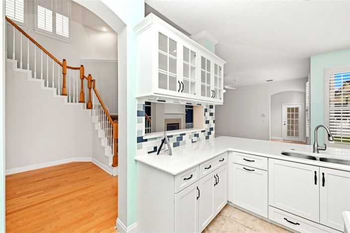 Image No.32-6 Bed House for sale