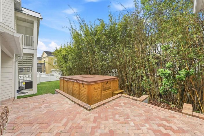 Image No.46-6 Bed House for sale