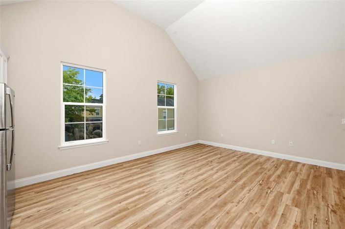 Image No.55-6 Bed House for sale