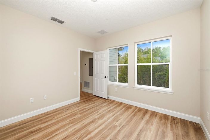 Image No.58-6 Bed House for sale