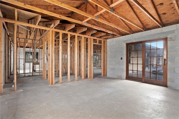Image No.17-4 Bed House for sale