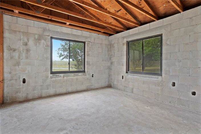 Image No.26-4 Bed House for sale
