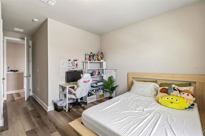 Image No.34-4 Bed House for sale