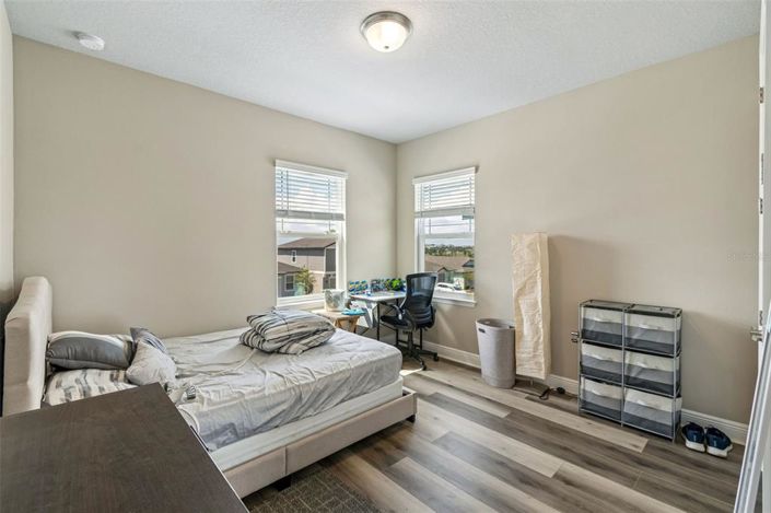 Image No.40-4 Bed House for sale
