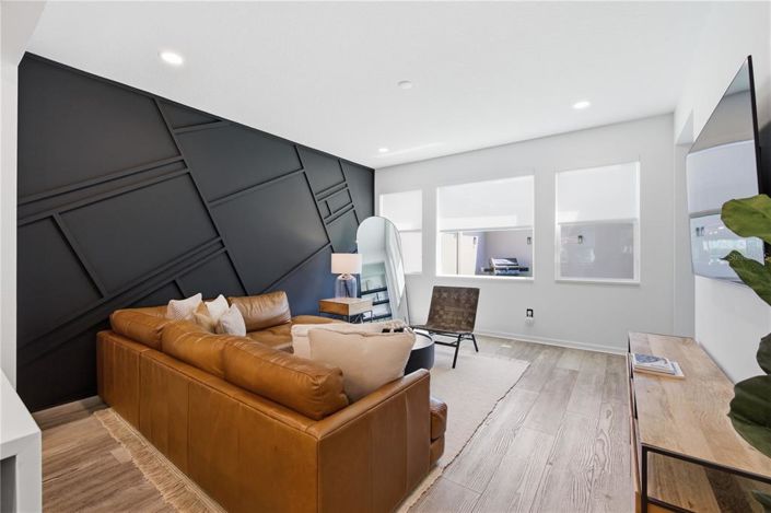 Image No.10-3 Bed Townhouse for sale