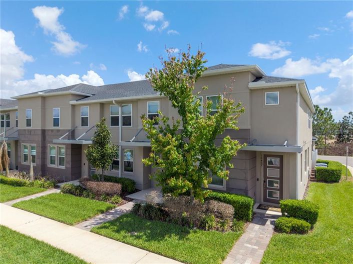 Image No.2-3 Bed Townhouse for sale