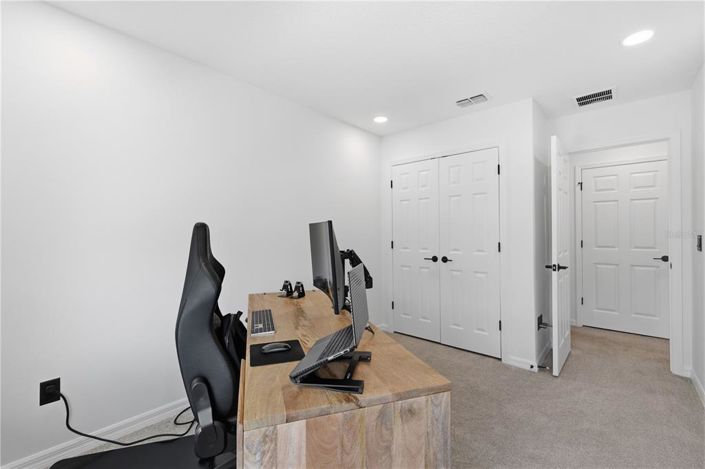 Image No.20-3 Bed Townhouse for sale