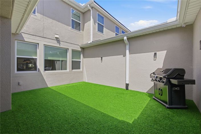 Image No.23-3 Bed Townhouse for sale