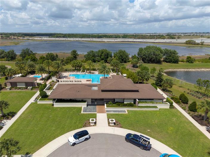 Image No.35-3 Bed Townhouse for sale