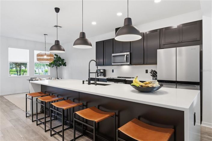 Image No.4-3 Bed Townhouse for sale