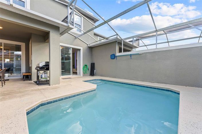 Image No.19-4 Bed Townhouse for sale