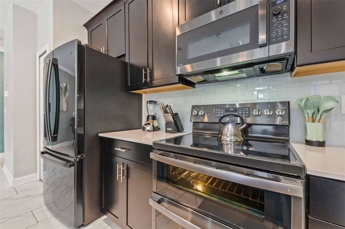 Image No.25-4 Bed Townhouse for sale