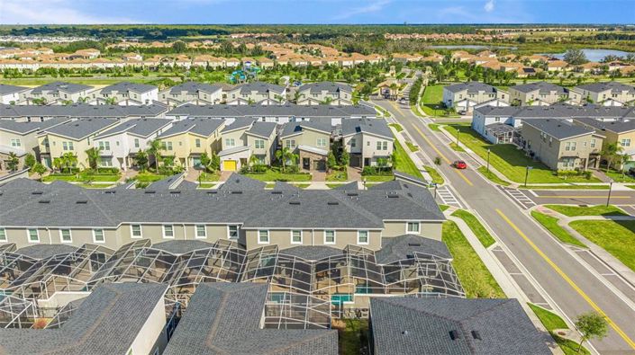 Image No.52-4 Bed Townhouse for sale