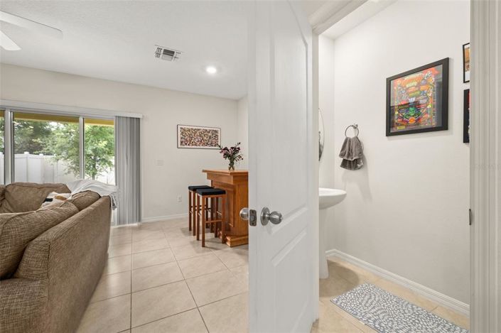 Image No.11-3 Bed Townhouse for sale