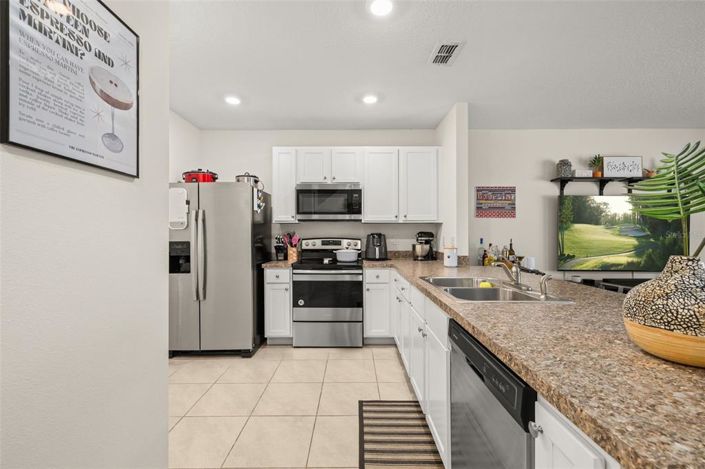 Image No.17-3 Bed Townhouse for sale