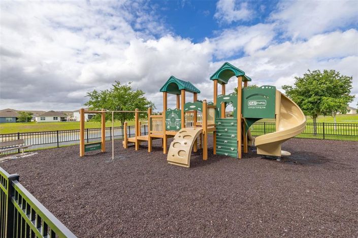 Image No.45-3 Bed Townhouse for sale