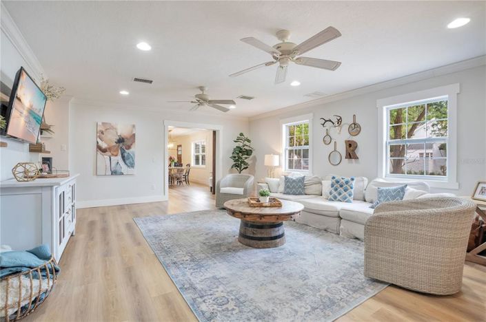 Image No.14-5 Bed House for sale