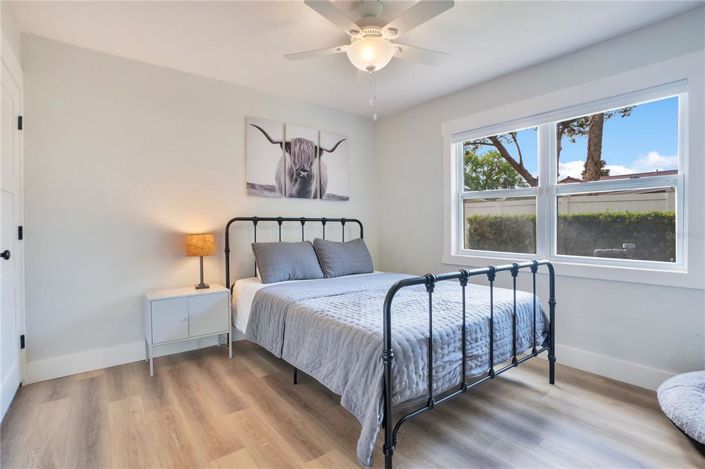 Image No.18-5 Bed House for sale