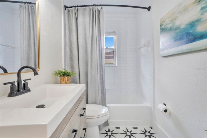 Image No.22-5 Bed House for sale