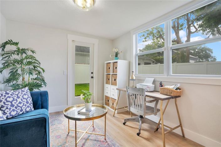 Image No.24-5 Bed House for sale