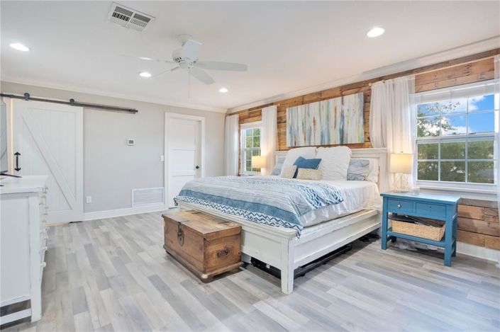 Image No.29-5 Bed House for sale