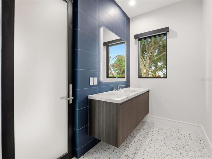 Image No.23-Maison de 5 chambres à vendre à Saint John