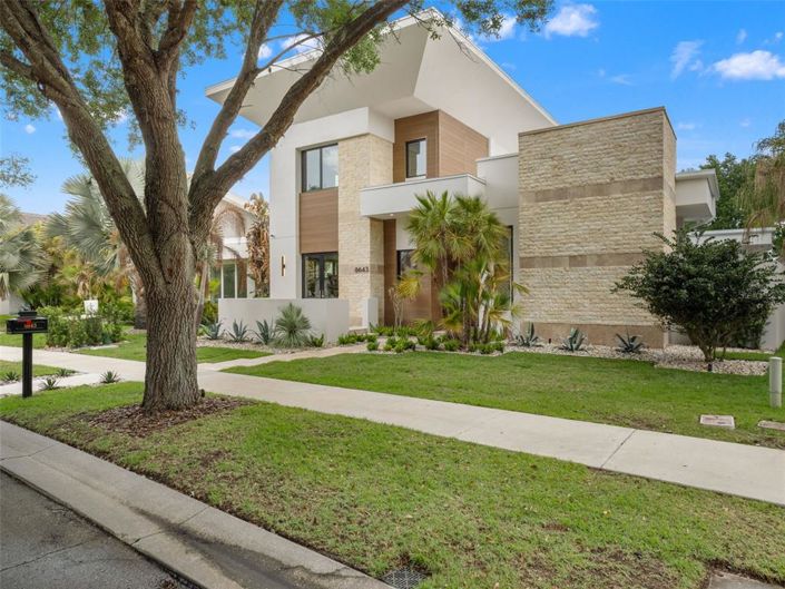 Image No.3-Maison de 5 chambres à vendre à Saint John