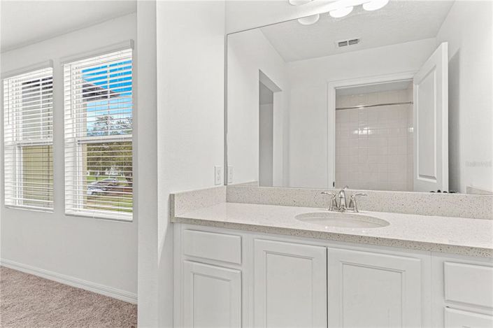 Image No.17-3 Bed Townhouse for sale