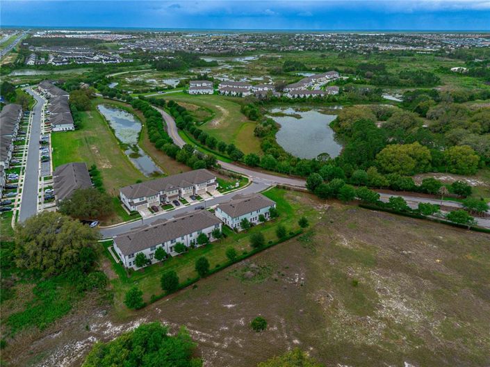 Image No.22-3 Bed Townhouse for sale