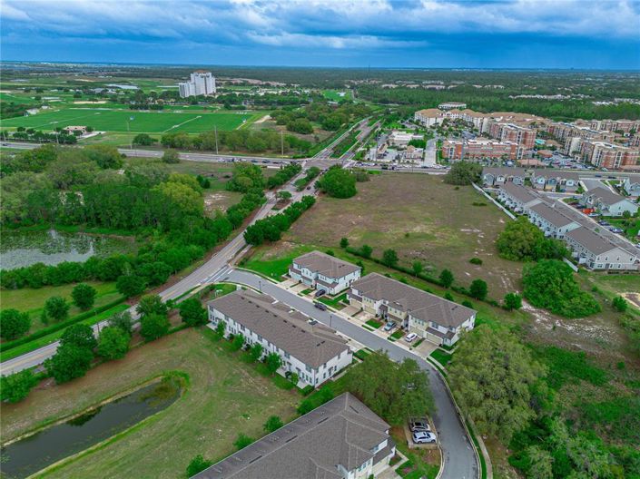 Image No.27-3 Bed Townhouse for sale