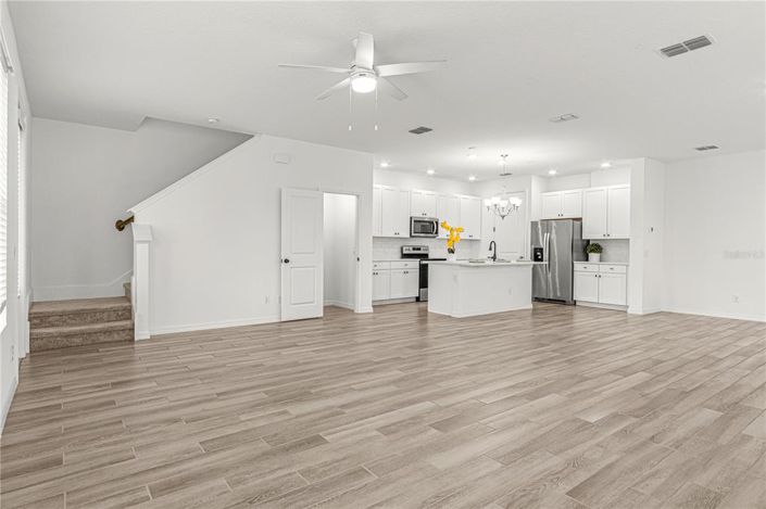 Image No.5-3 Bed Townhouse for sale