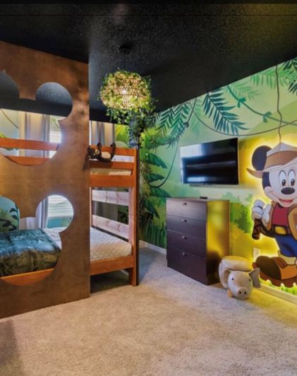 Image No.13-5 Bed Townhouse for sale