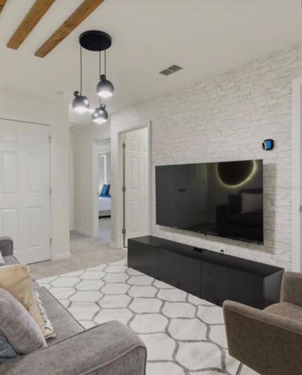 Image No.23-5 Bed Townhouse for sale