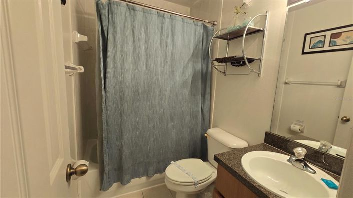 Image No.17-3 Bed Townhouse for sale