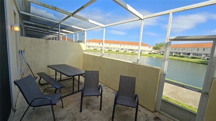 Image No.19-3 Bed Townhouse for sale