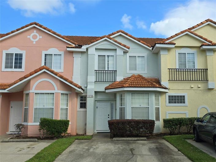 Image No.2-3 Bed Townhouse for sale